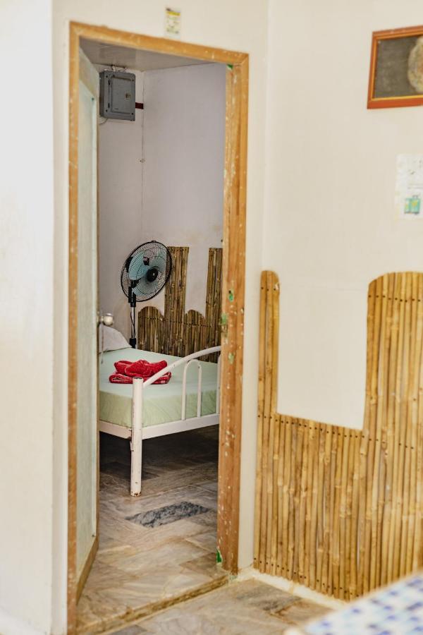Puerto Galera Hostel المظهر الخارجي الصورة